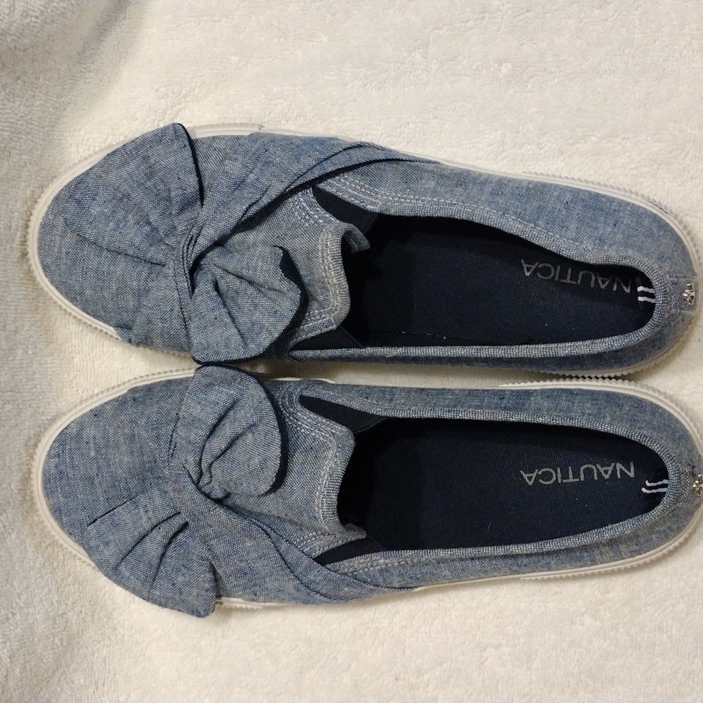 Canvas loafers